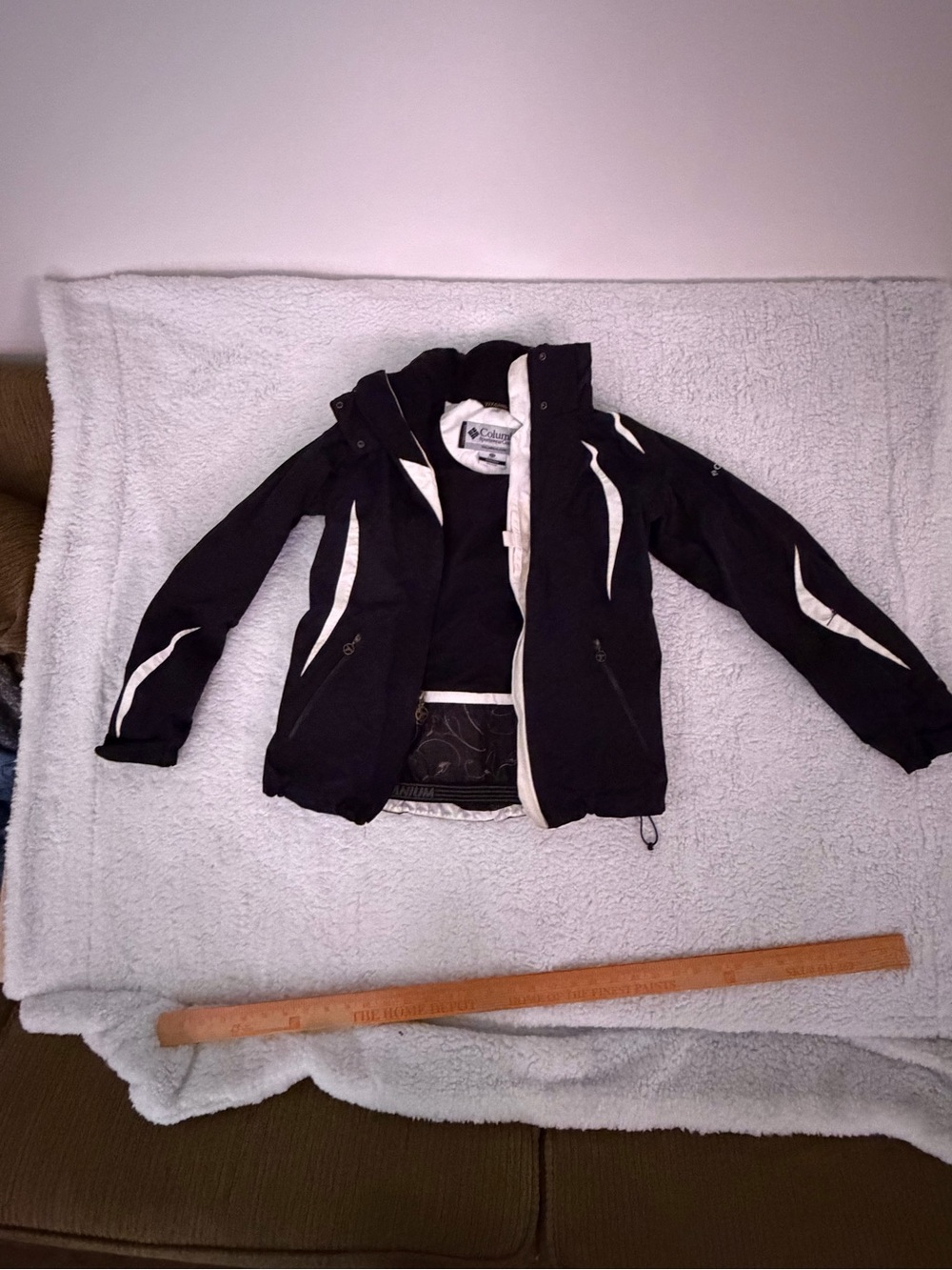 Columbia Titanium Black and White Women's Jacket